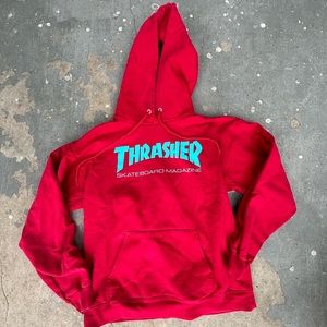 Small Red Thrasher Hoodie🛹